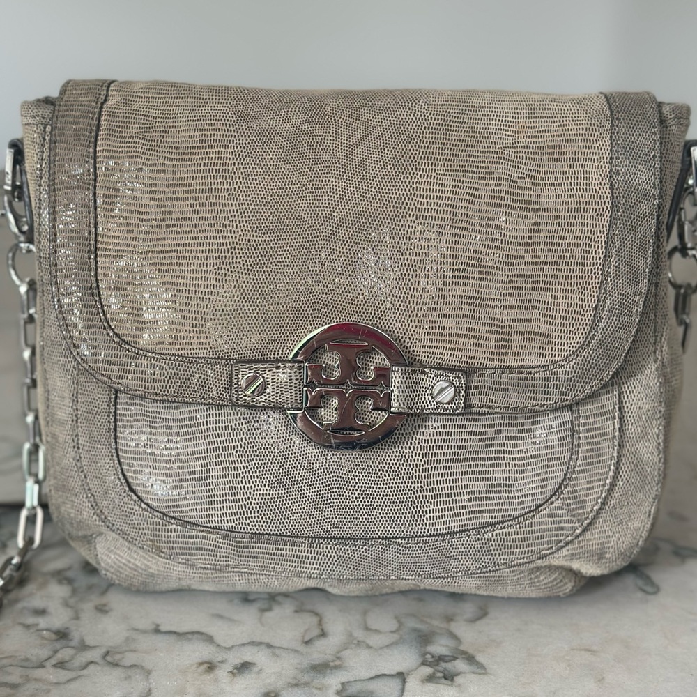 Tory Burch Amanda Round Crossbody purse